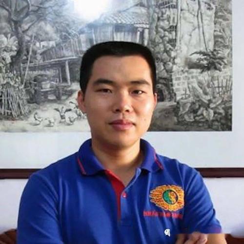 Cwin9000 phiên bản mới-Teramont-President-man-hinh-thong-tin-giai-tri